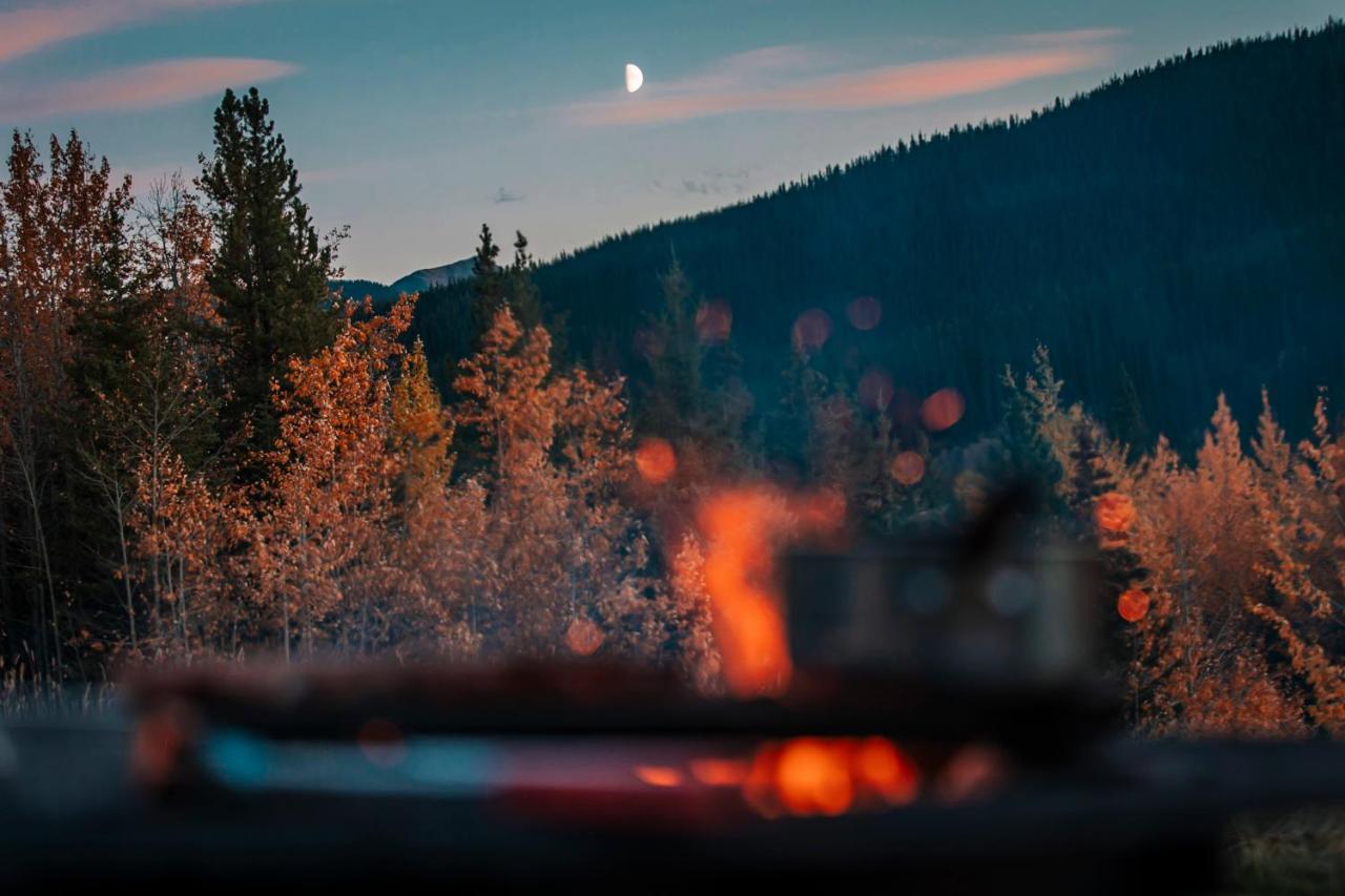 Rocky Mountain Escape Dome & Log Cabin Rentals - Rock Lake Rock Lake Lodge Provincial Park Zewnętrze zdjęcie